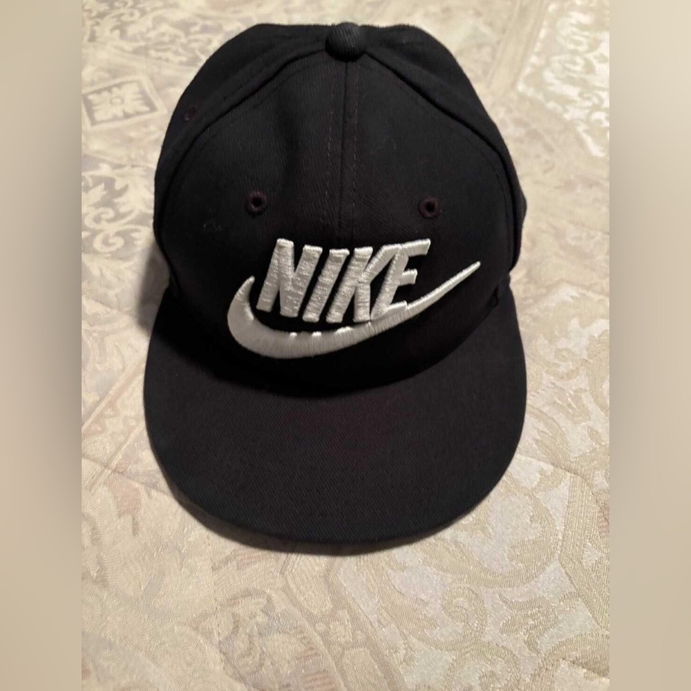 Boys Nike cap